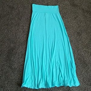 NWT! Beautiful seafoam green color